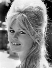 Portrait de Brigitte Bardot (cliquez pour voir la source de l'image)